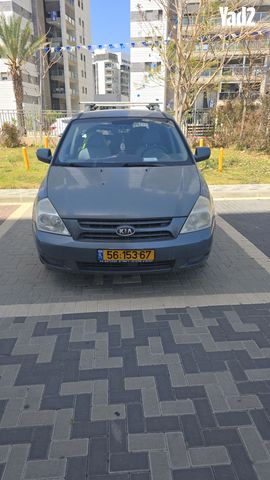 מודעת רכב קיה קרניבל