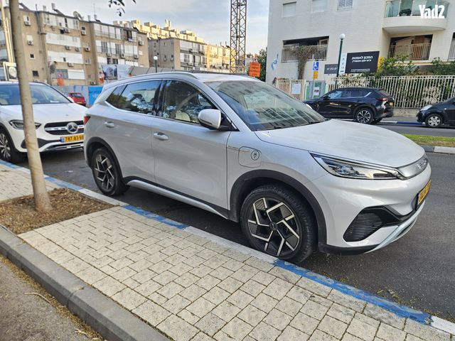 מודעת רכב בי.ווי.די אטו 3