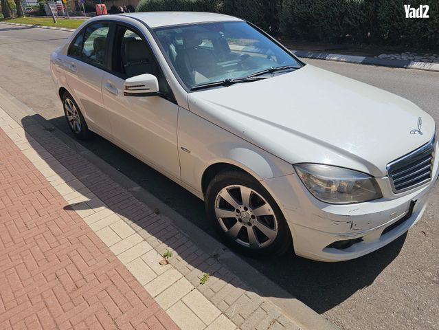 מודעת רכב מרצדס-בנץ C-class