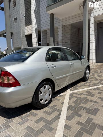 מודעת רכב טויוטה קורולה