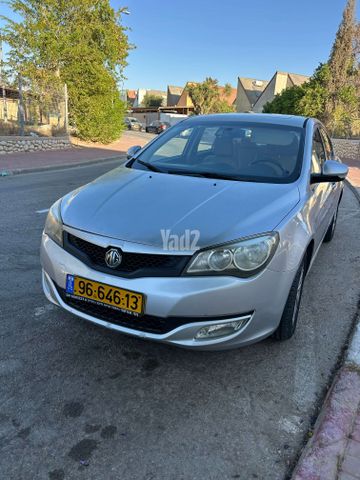 מודעת רכב אם ג'י 350