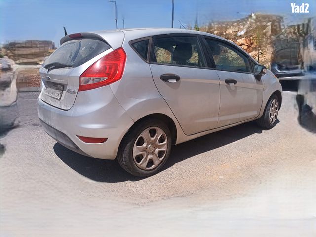 מודעת רכב פורד פיאסטה