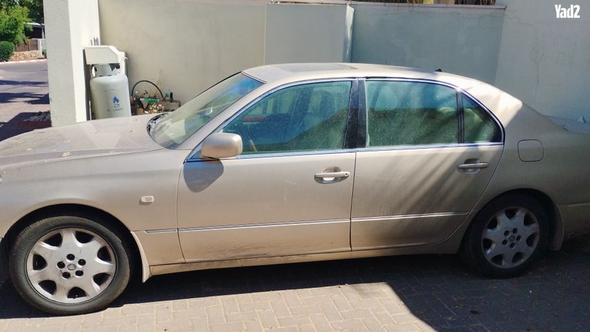 מודעת רכב לקסוס LS
