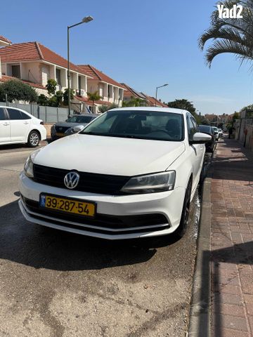 מודעת רכב פולקסווגן ג'טה