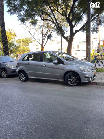מודעת רכב מרצדס-בנץ B-class