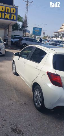 מודעת רכב טויוטה יאריס