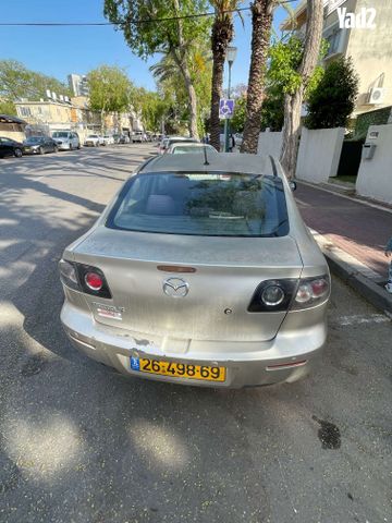 מודעת רכב מאזדה 3