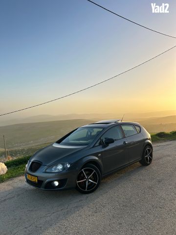 מודעת רכב סיאט לאון