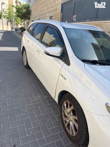 מודעת רכב טויוטה אוריס