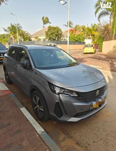 מודעת רכב פיג'ו 5008