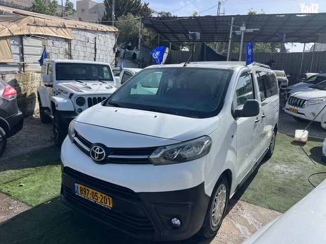 מודעת רכב טויוטה פרואייס