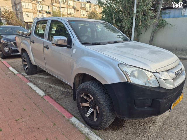 מודעת רכב איסוזו די-מקס
