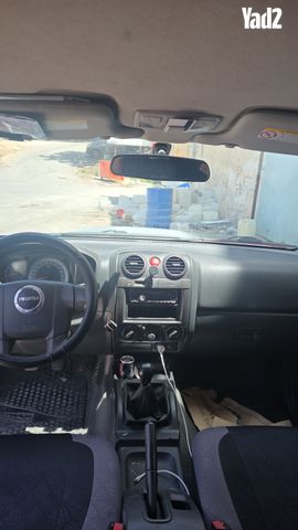 מודעת רכב איסוזו די-מקס