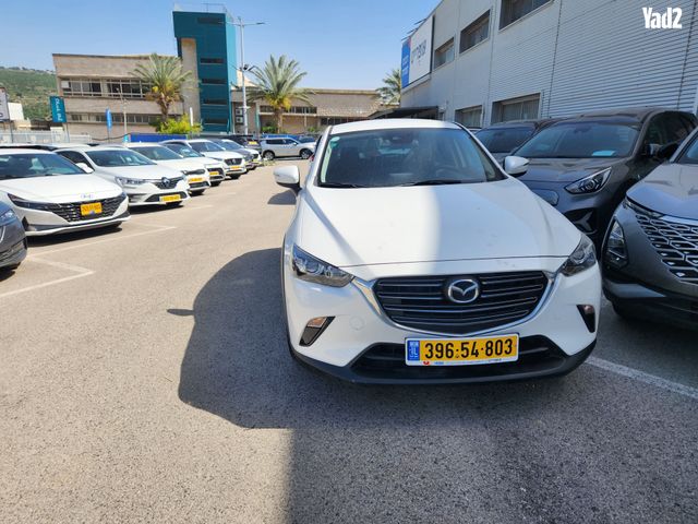 מודעת רכב מאזדה CX-3