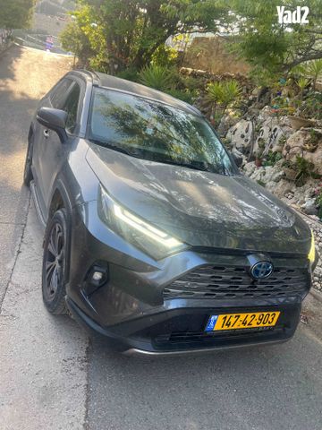 מודעת רכב טויוטה RAV4
