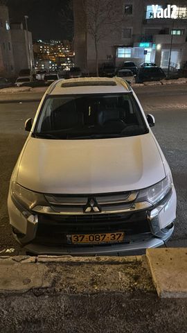 מודעת רכב מיצובישי אאוטלנדר