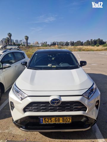 מודעת רכב טויוטה RAV4