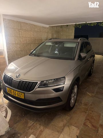 מודעת רכב סקודה קארוק