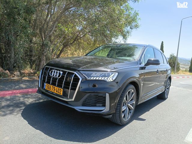 מודעת רכב אאודי Q7