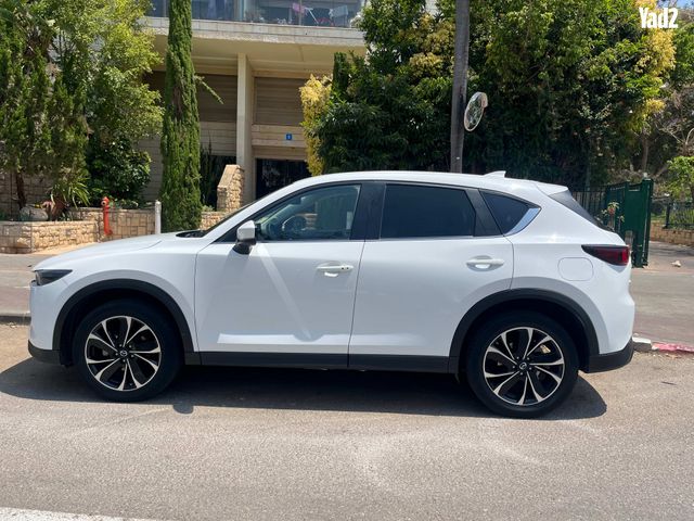 מודעת רכב מאזדה CX-5