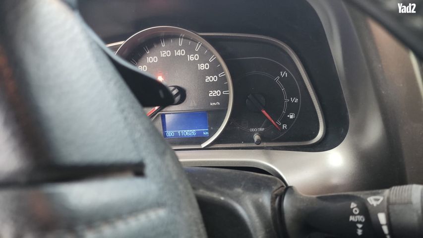 מודעת רכב טויוטה RAV4