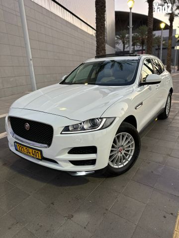מודעת רכב יגואר F-Pace