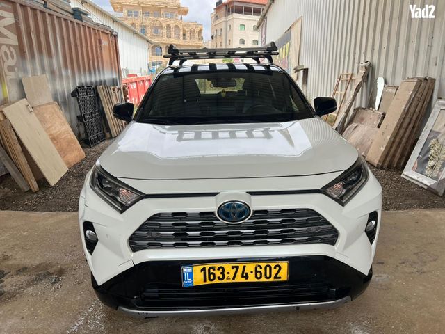מודעת רכב טויוטה RAV4