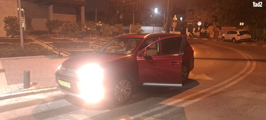 מודעת רכב מיצובישי אאוטלנדר