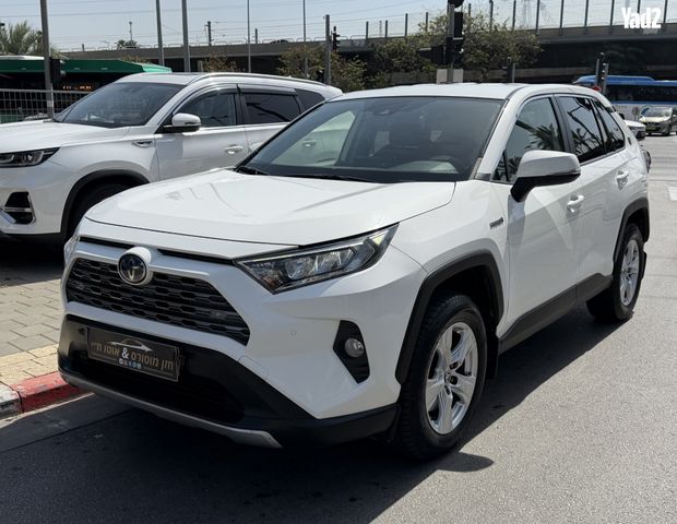 מודעת רכב טויוטה RAV4