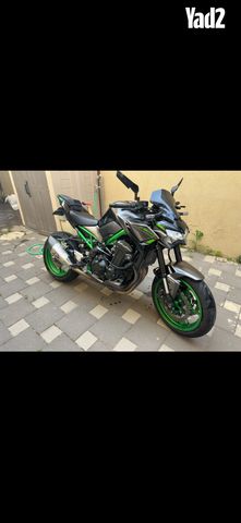 מודעת רכב קאוואסאקי Z900