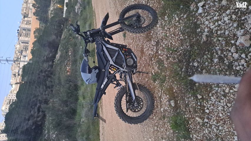 מודעת רכב סורון ULTRA BEE T