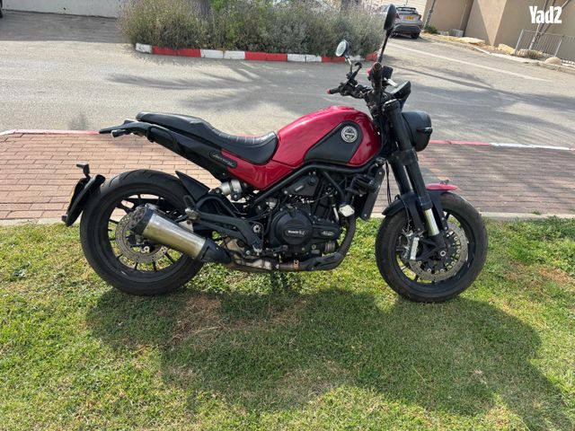 מודעת רכב בנלי LEONCINO500