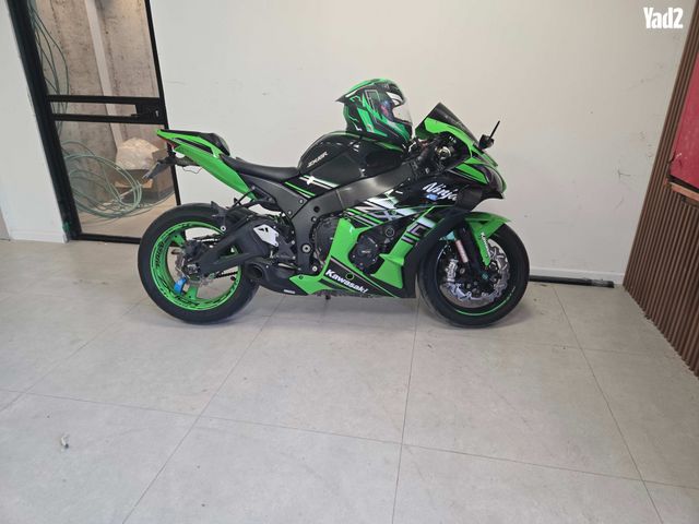 מודעת רכב קאוואסאקי נינג'ה ZX 10R