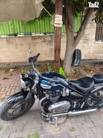 מודעת רכב טריומף Bonneville Speedmaster