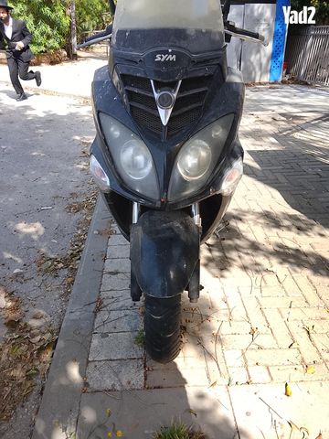 מודעת רכב סאן יאנג ג'וי רייד 200