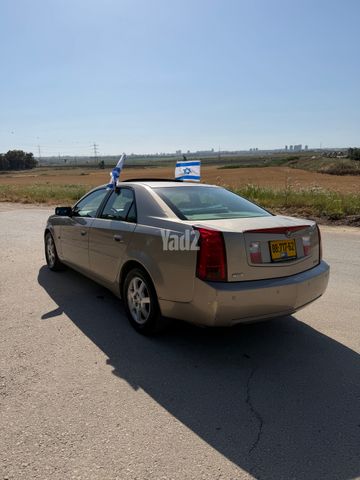 מודעת רכב קאדילק CTS