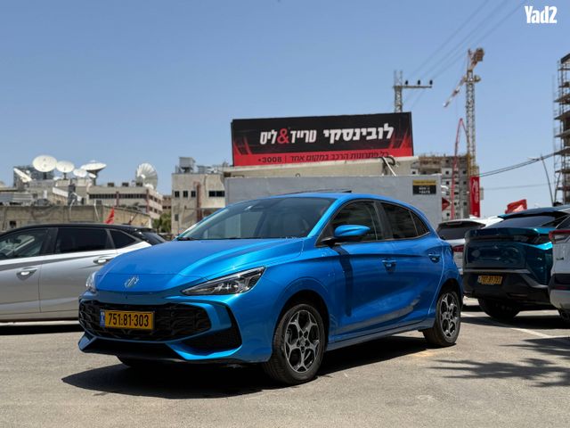 מודעת רכב אם ג'י MG3