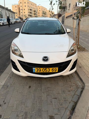 מודעת רכב מאזדה 3
