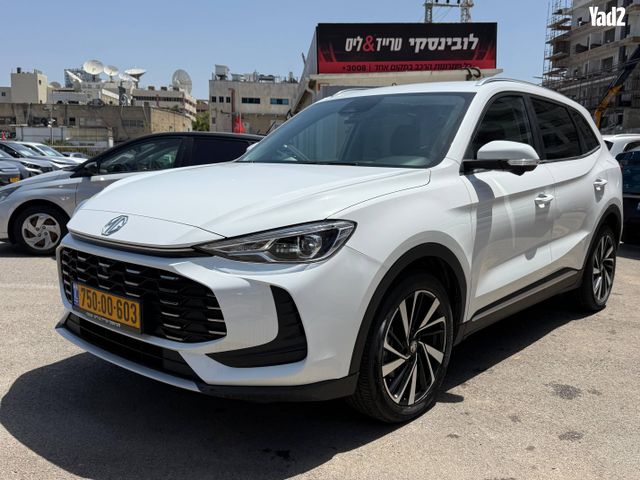 מודעת רכב אם ג'י ZS