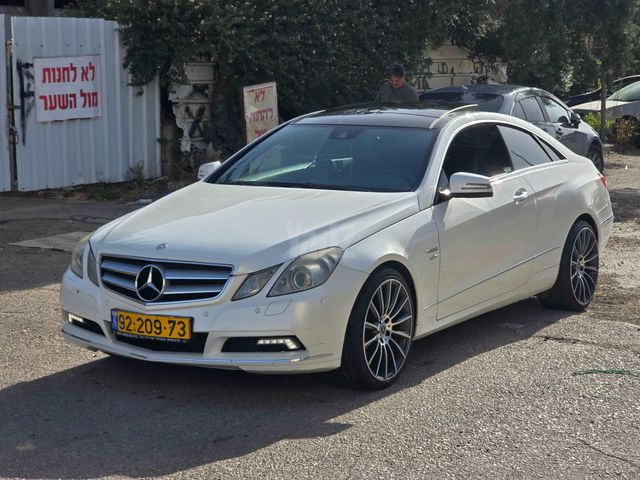 מודעת רכב מרצדס-בנץ E-class 2
