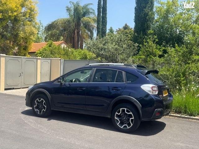 מודעת רכב סובארו XV