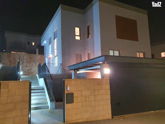 אלוף הרב גורן 22