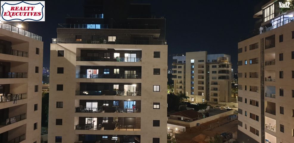 דבורה עומר 