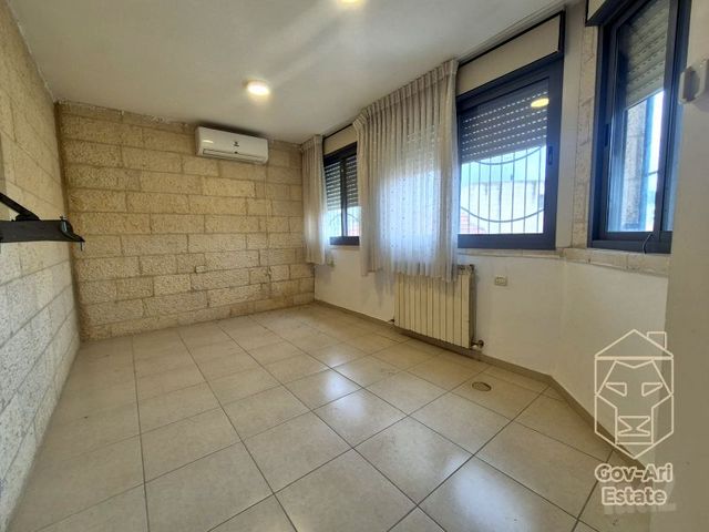 גג/ פנטהאוז למכירה בירושלים (תיווך) — 4