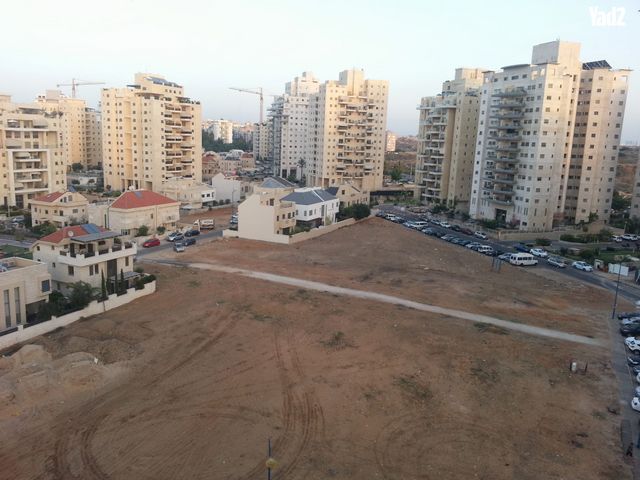 עוזי חיטמן 