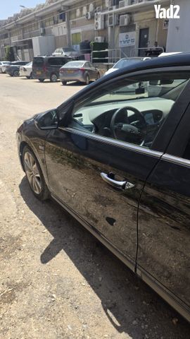מודעת רכב יונדאי איוניק