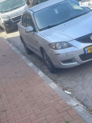 מודעת רכב מאזדה 3