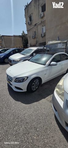 מודעת רכב מרצדס-בנץ C-class
