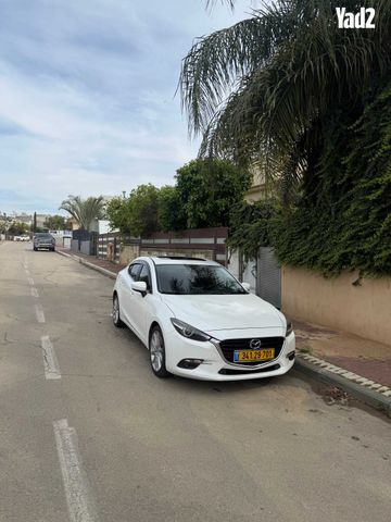 מודעת רכב מאזדה 3