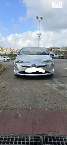 מודעת רכב טויוטה פריוס